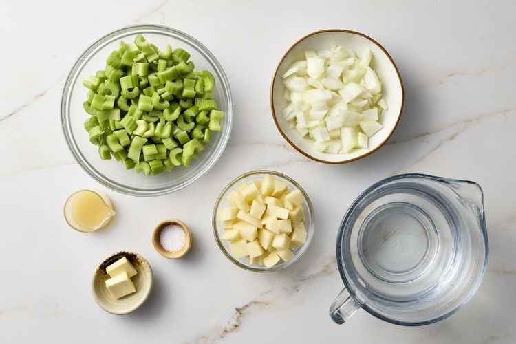 How to Make Creamy Celery Soup